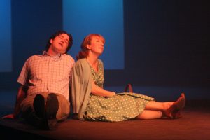 2321009_dont-look-now