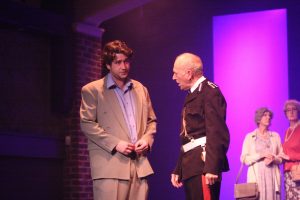 2321009_dont-look-now