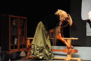 2501409_cherry-orchard-the