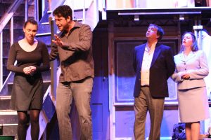 2301004_noises-off_act2