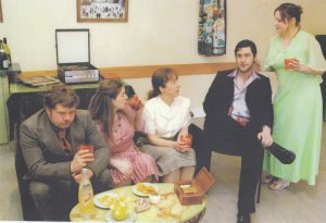 2250903_abigails-party